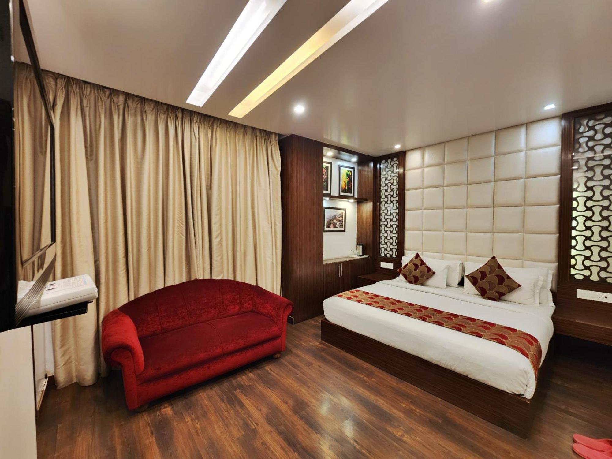 Hotel Surya Shimla Eksteriør bilde
