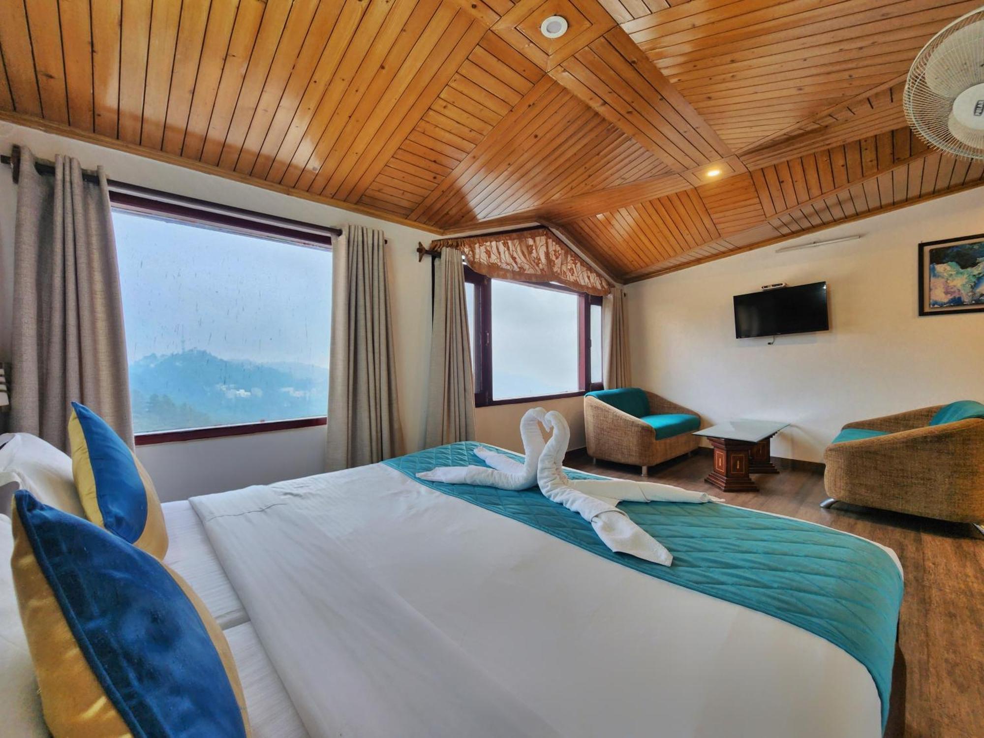 Hotel Surya Shimla Eksteriør bilde