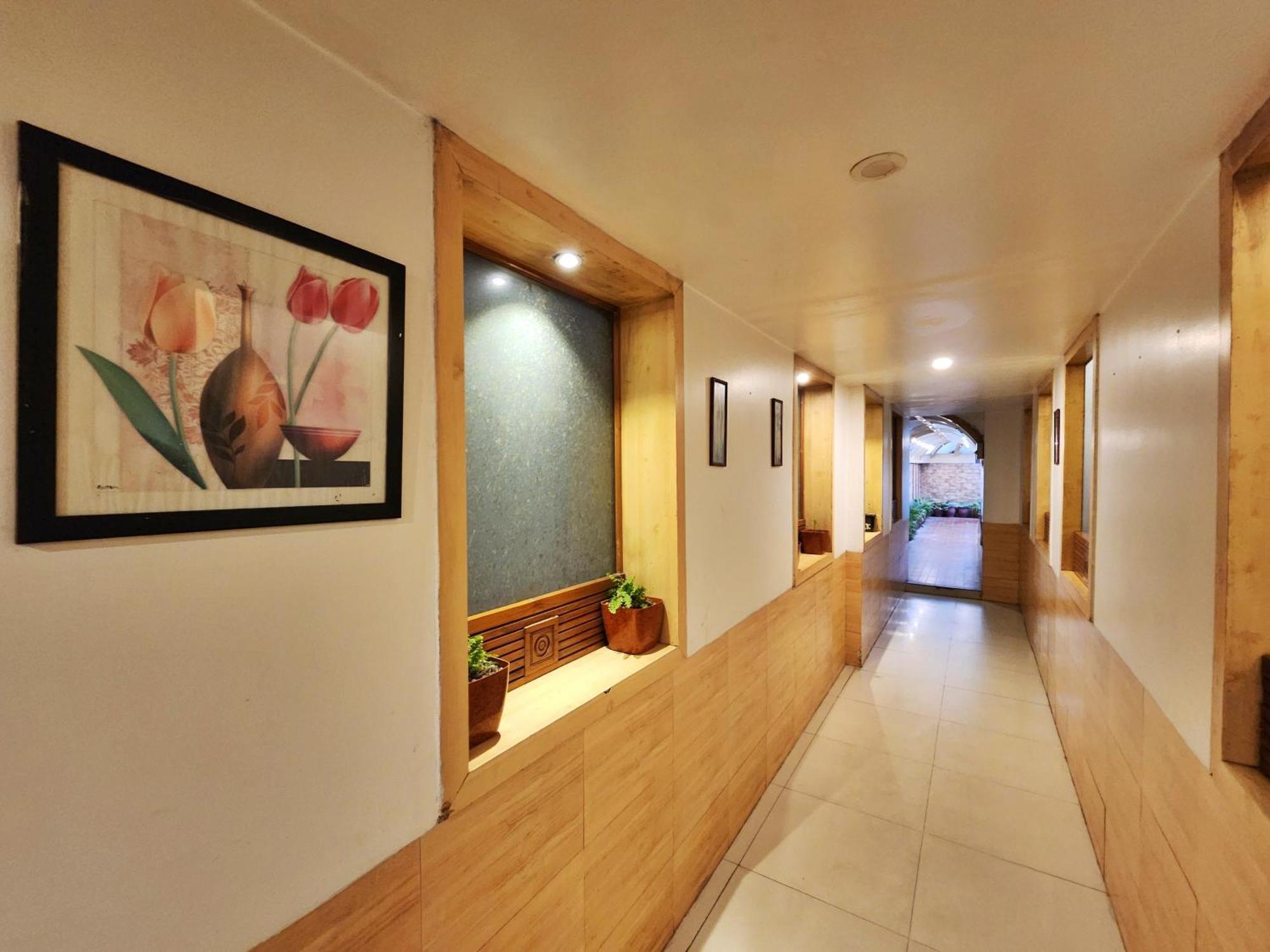 Hotel Surya Shimla Eksteriør bilde