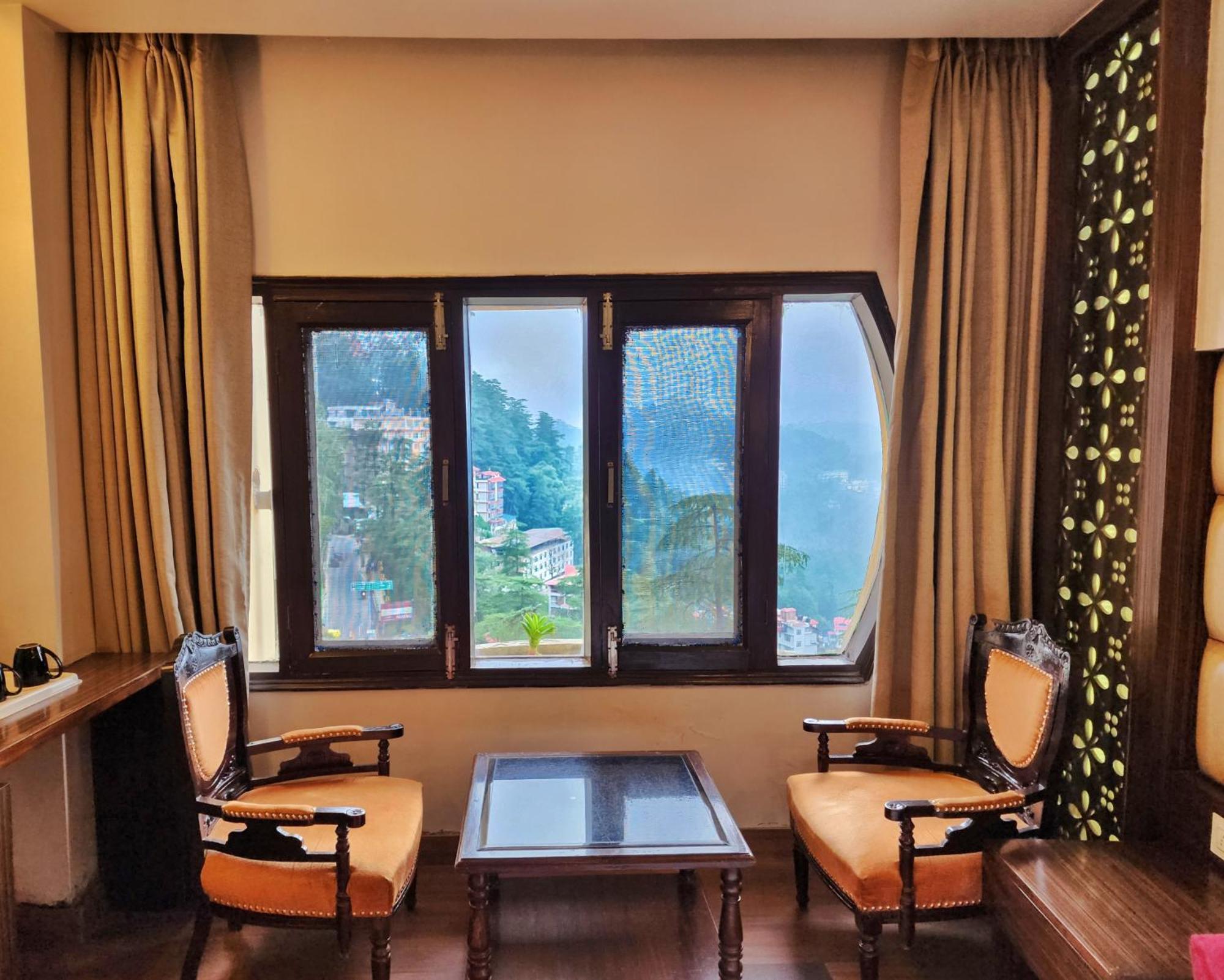 Hotel Surya Shimla Eksteriør bilde
