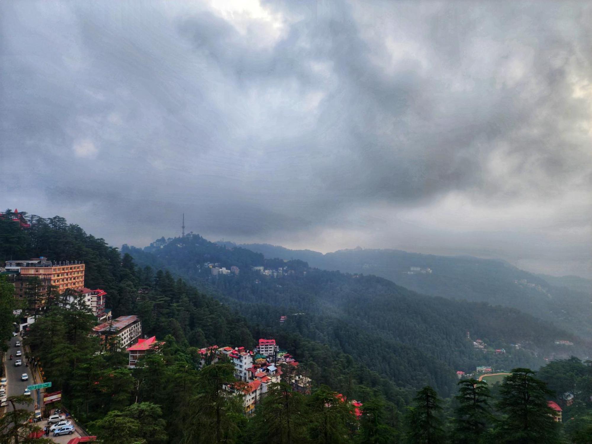 Hotel Surya Shimla Eksteriør bilde