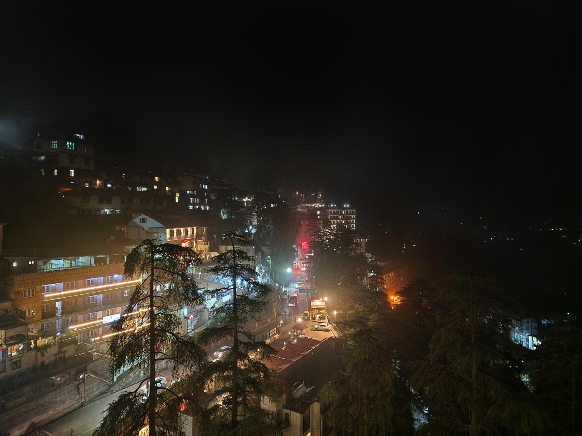 Hotel Surya Shimla Eksteriør bilde